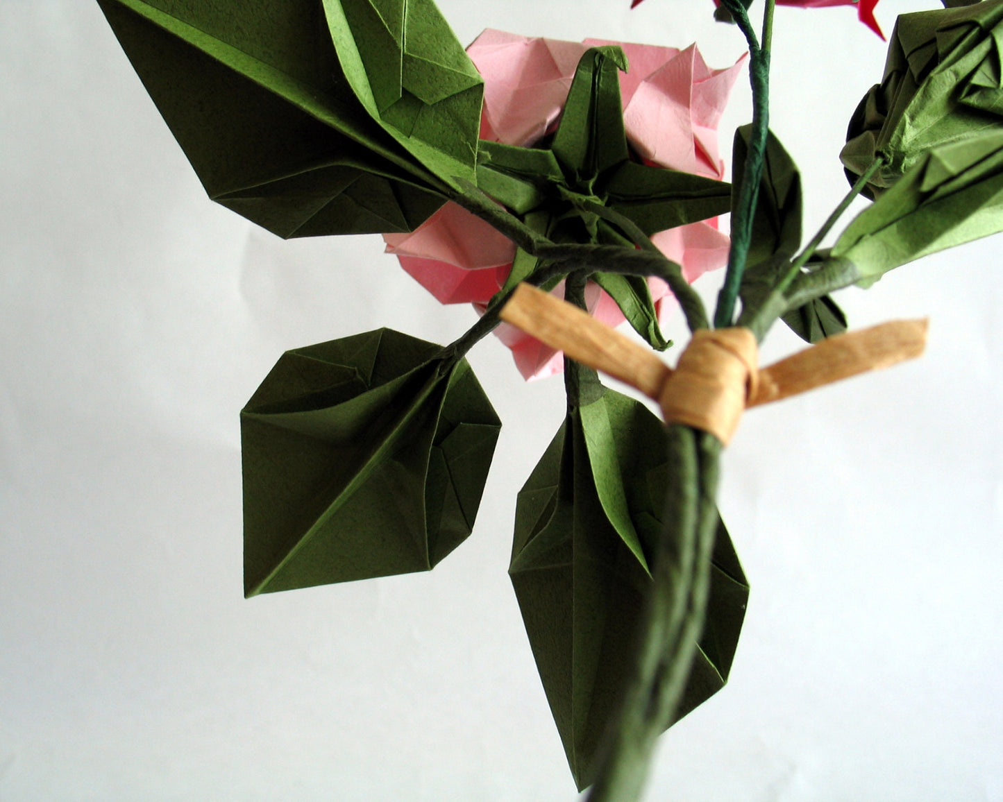 Pink Origami Rose, Magenta Paper Roses, Origami Rose Bouquet, Origami Decoration, Paper Flower Bouquet, Paper Anniversary, Wedding Flowers