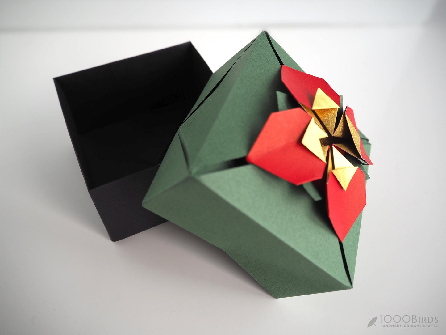 Eco-Friendly Christmas Gift Boxes – Red and Green or Gold, Silver and Black – Handcrafted Japanese Origami Box – For Holiday Gifts & Jewelry