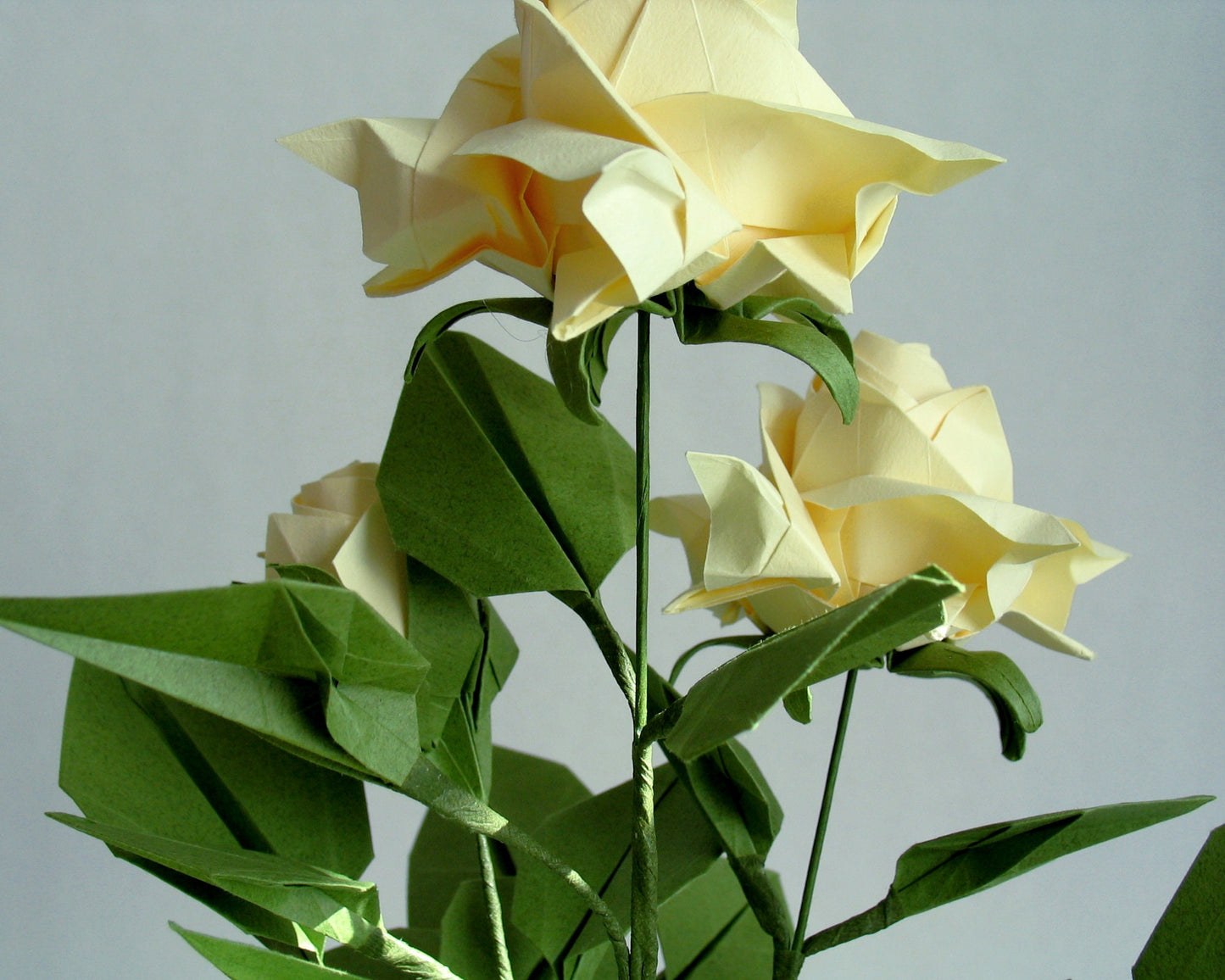 Origami Rose Bouquet: Long Stem Paper Flower Sculpture