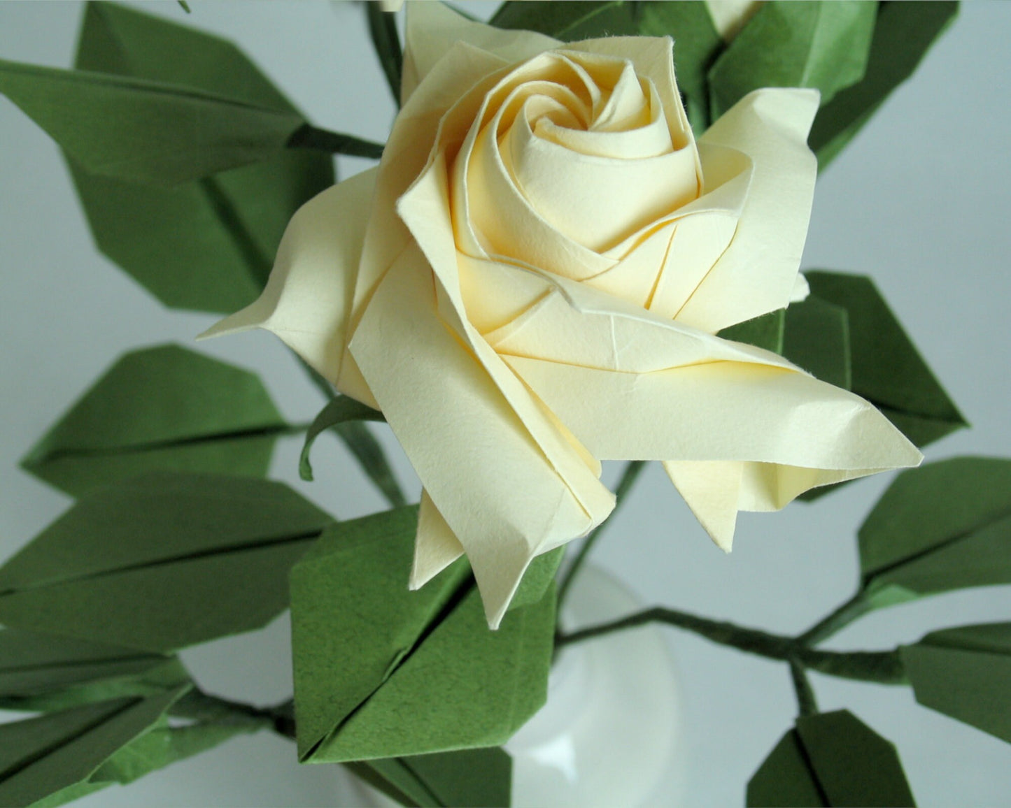 Origami Rose Bouquet: Long Stem Paper Flower Sculpture
