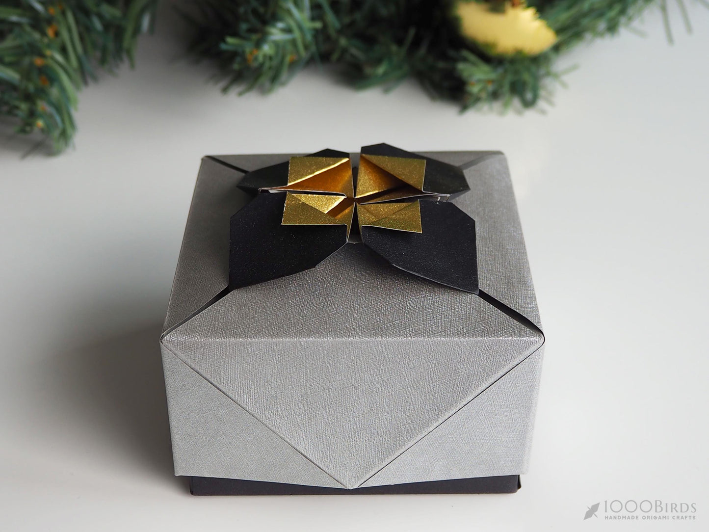 Eco-Friendly Christmas Gift Boxes – Red and Green or Gold, Silver and Black – Handcrafted Japanese Origami Box – For Holiday Gifts & Jewelry